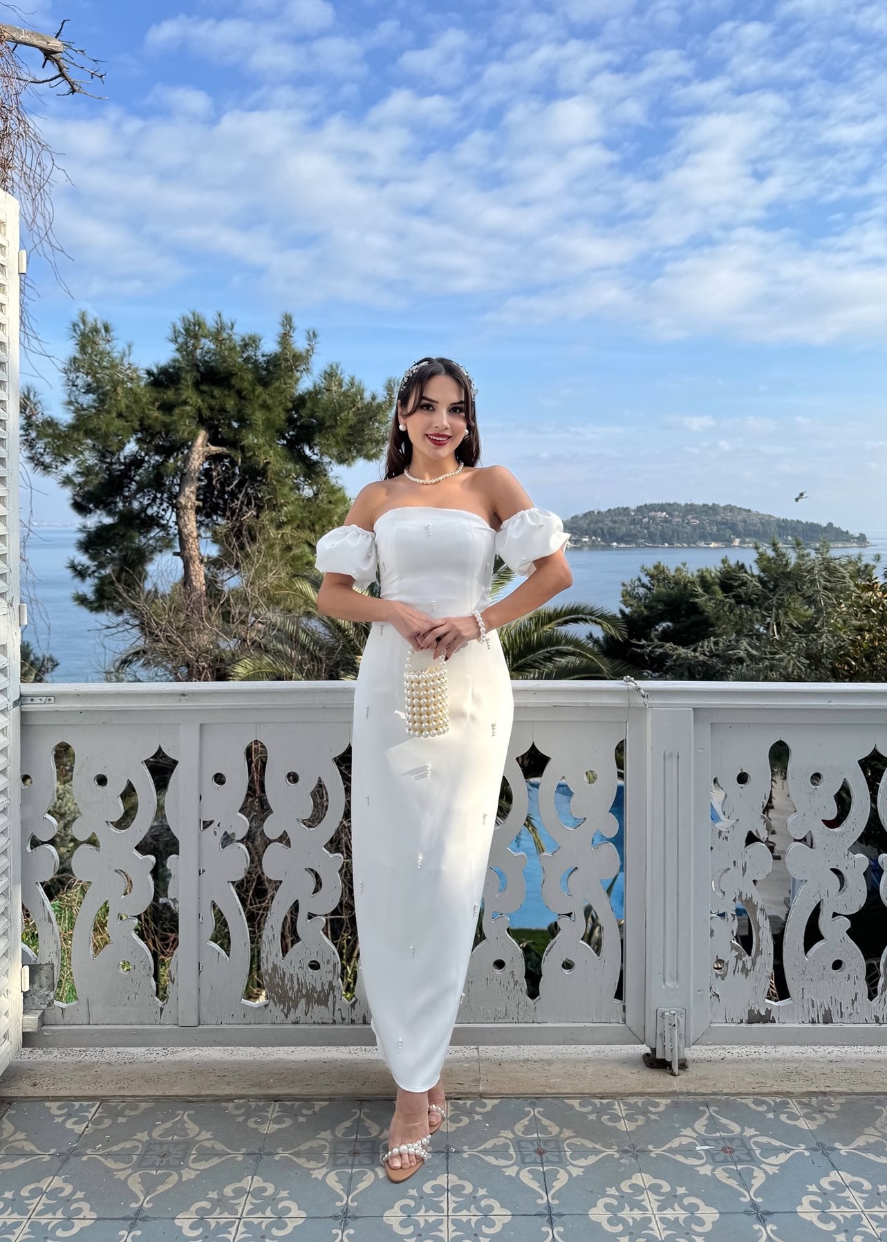 2125 ÖNLER İNCİ DETAY TASARIM ELBİSE