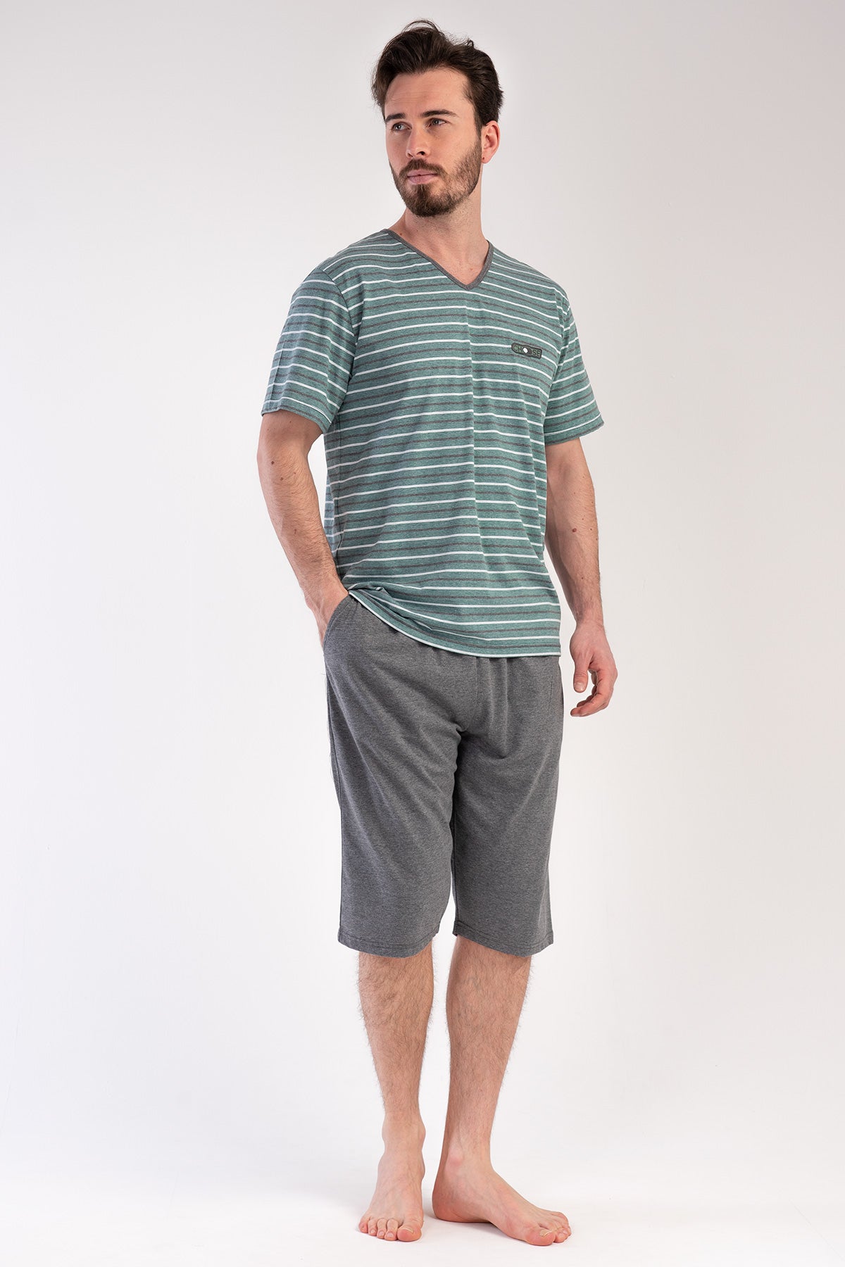 Man Greenzone V Neck Capri Set