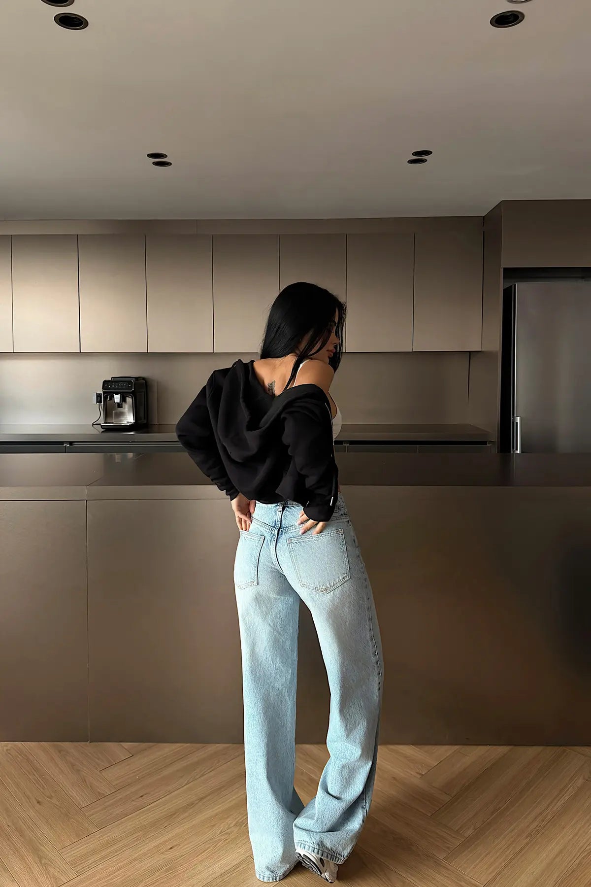 Siyah Crop Kesim Hırka