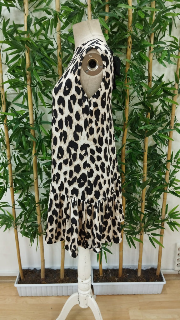 Kadın Kolsuz Sırttan Bağlamalı Fırfırlı Leopar Desenli Süprem Elbise , 35989