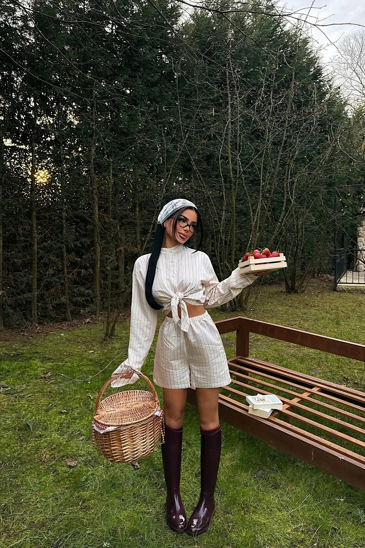 Krem Şortlu Takım