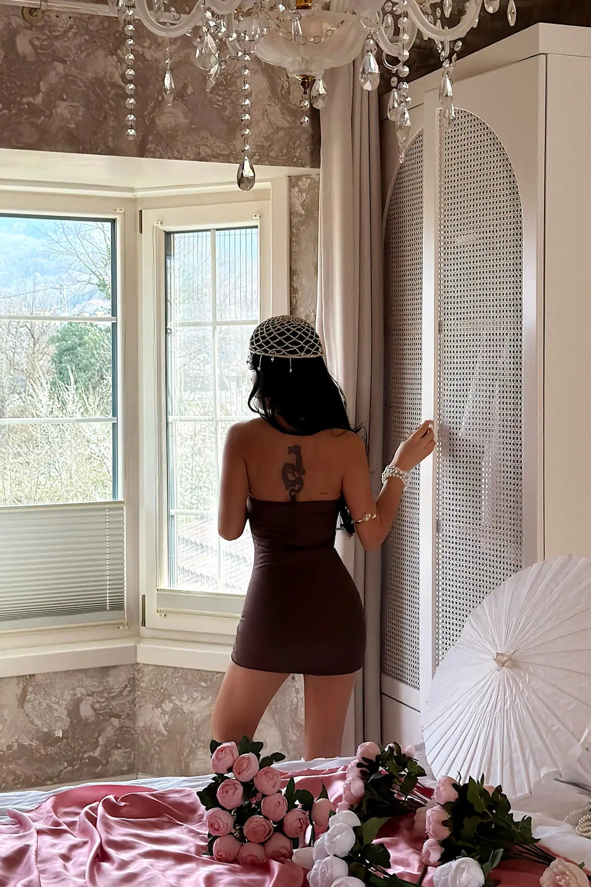 Kahverengi Askılı Mini Elbise