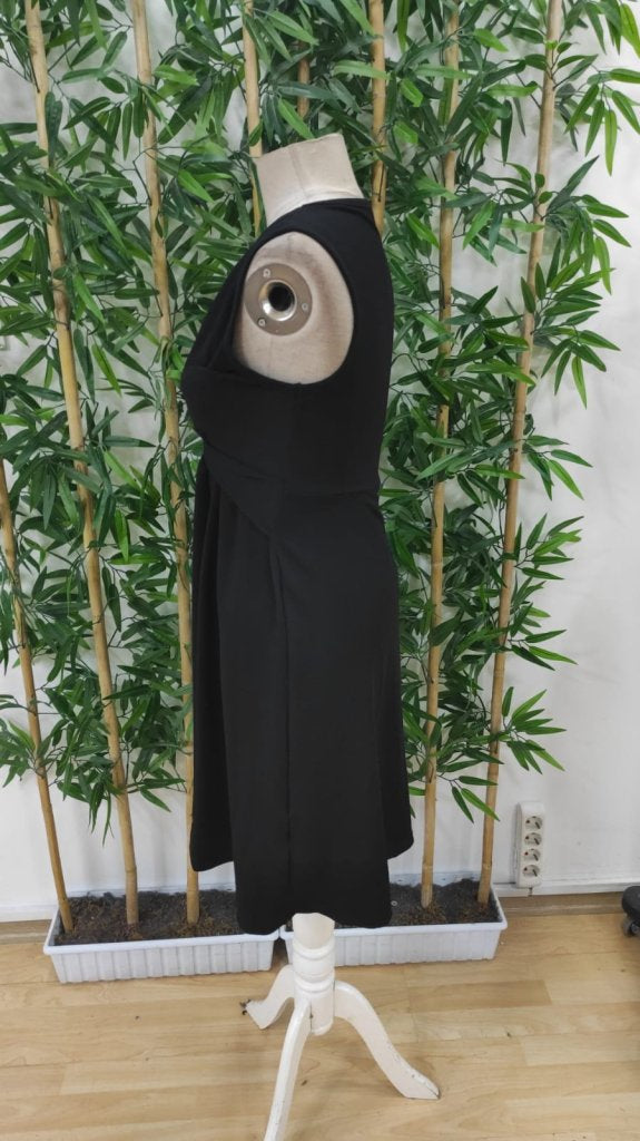 Kadın Askılı V Yakalı önde çapraz Detaylı Janjan Krep Elbise , 31199