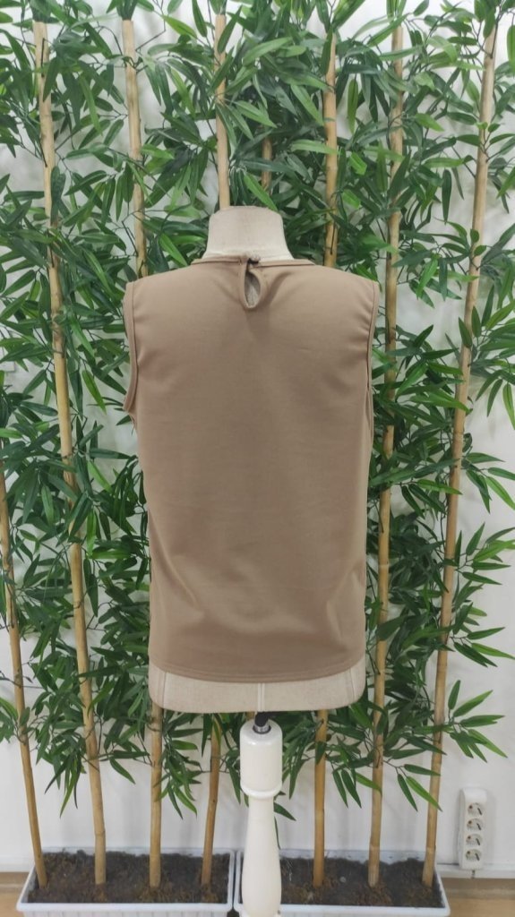Women's Sleeveless Crew Neck Front Pleated Satin Blouse, 31525