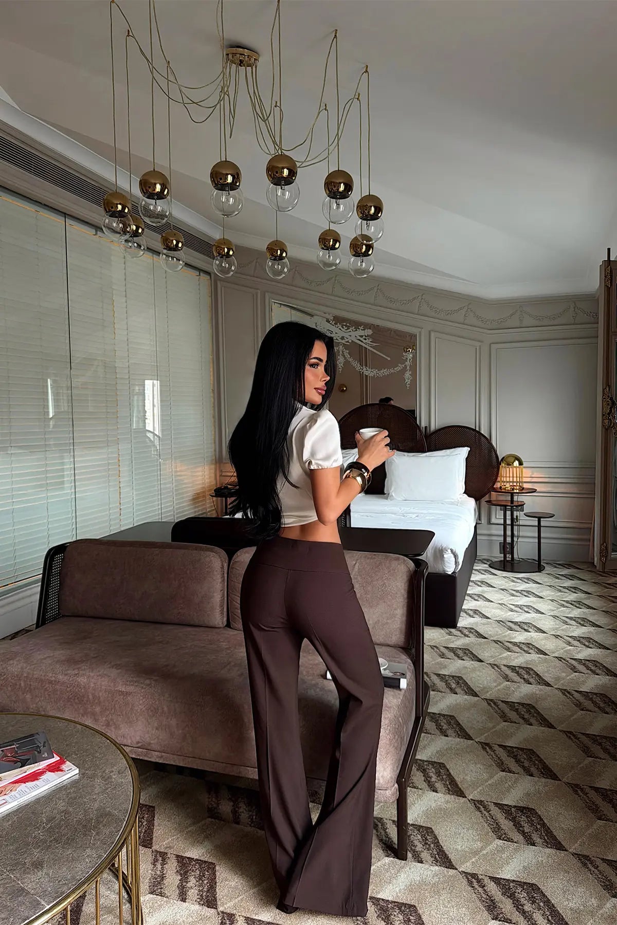 Kahverengi Kemer Detay Pantolon