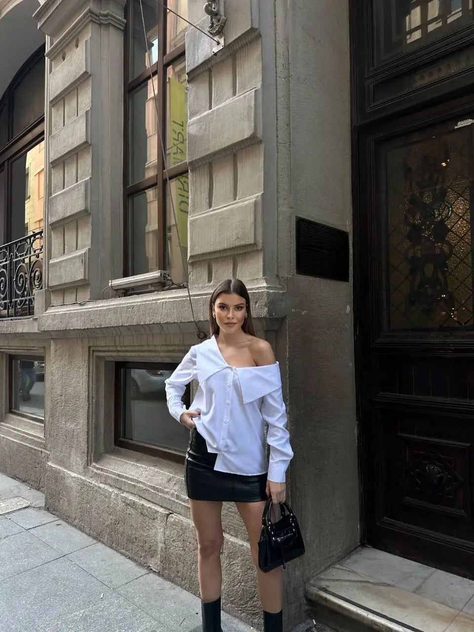 Yaka Detay Gömlek 2502