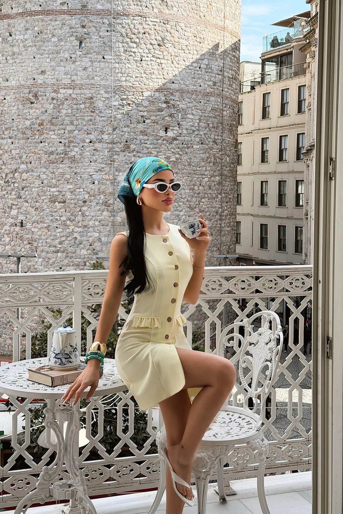 Sarı Düğmeli Elbise