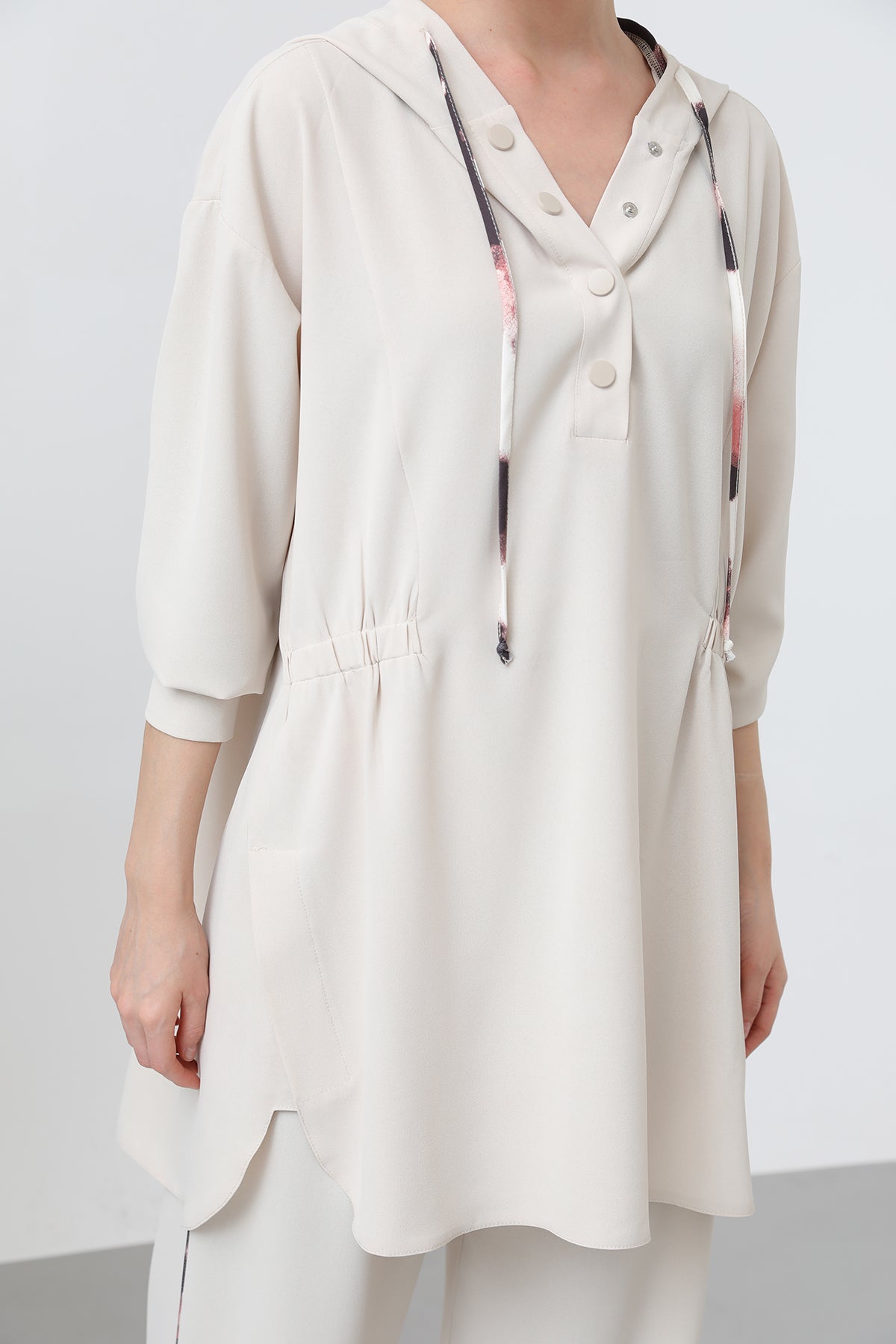 Kadın Beli Büzgü Detaylı Kapüşonlu Tunik - 10666TUN