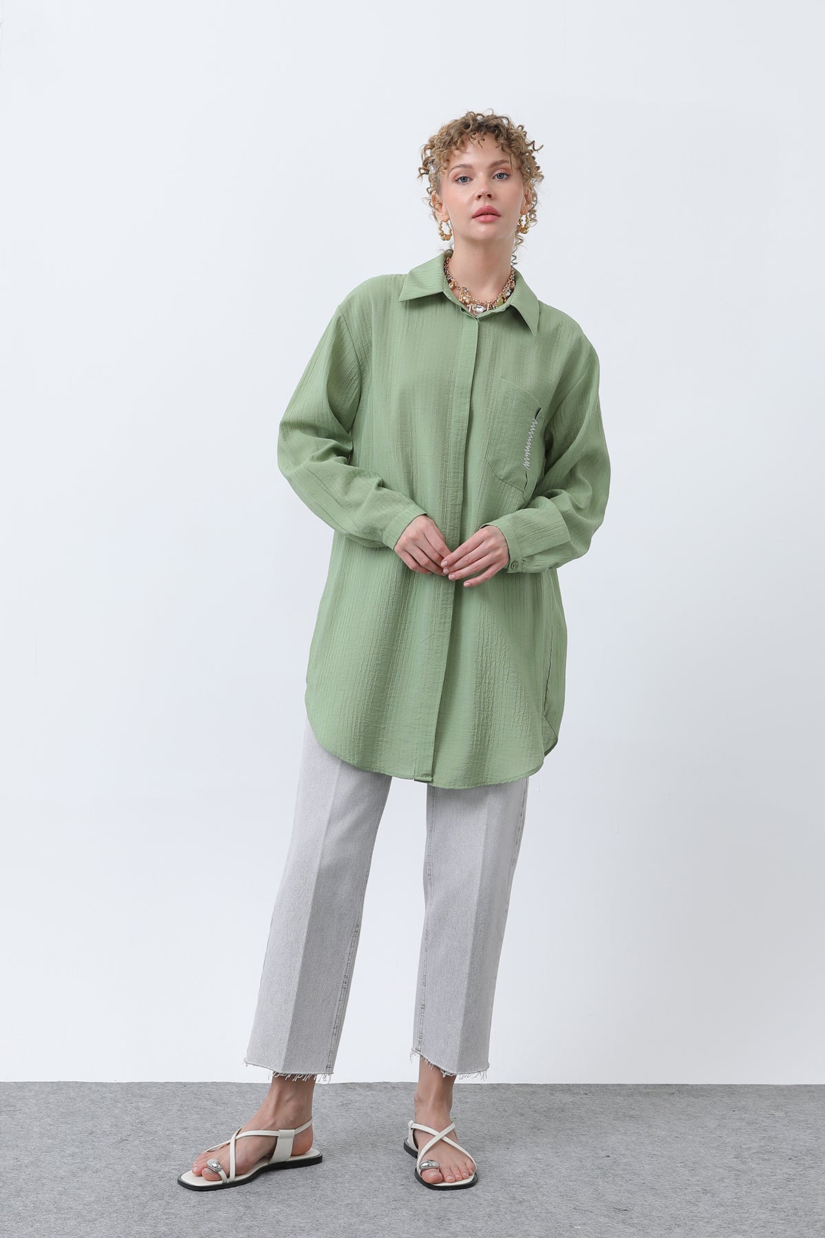 Kadın Cebi Zikzak Nakış Detaylı Gömlek - 10679GML - ALMOND GREEN
