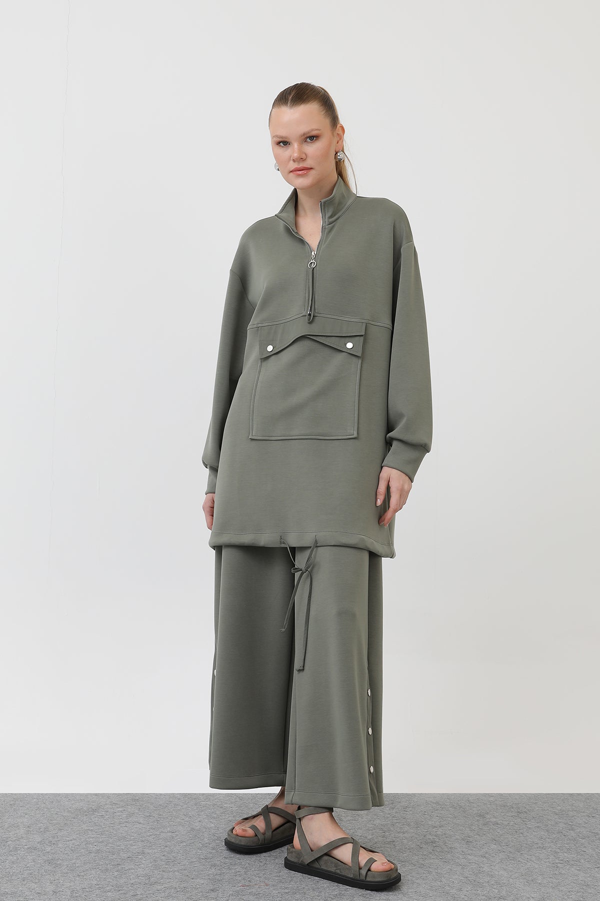 Kadın Cep Detaylı Fermuarlı Takım - 14299TKS - KHAKI