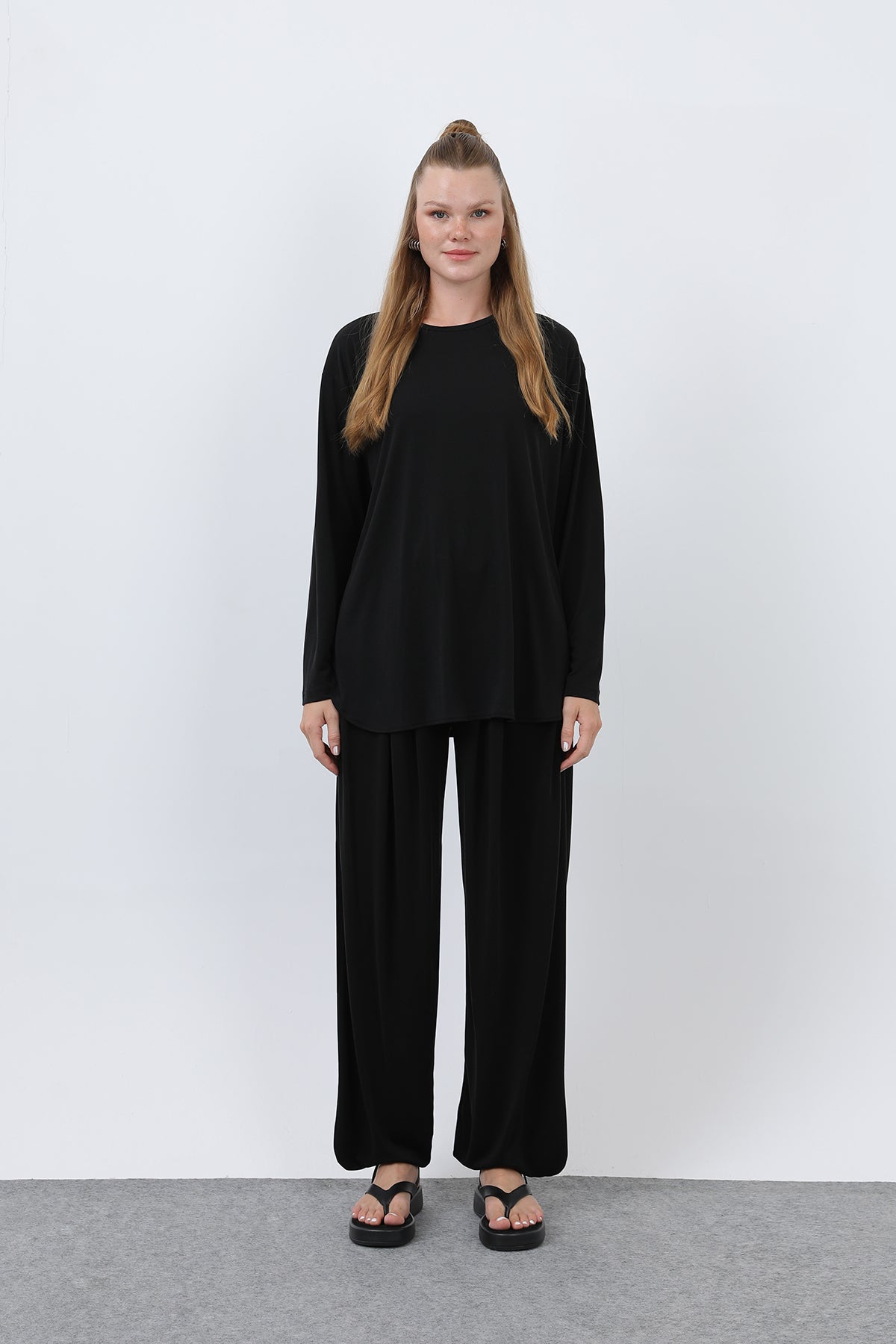 Kadın Oversize Viskon Relax Takım

-20663TKS