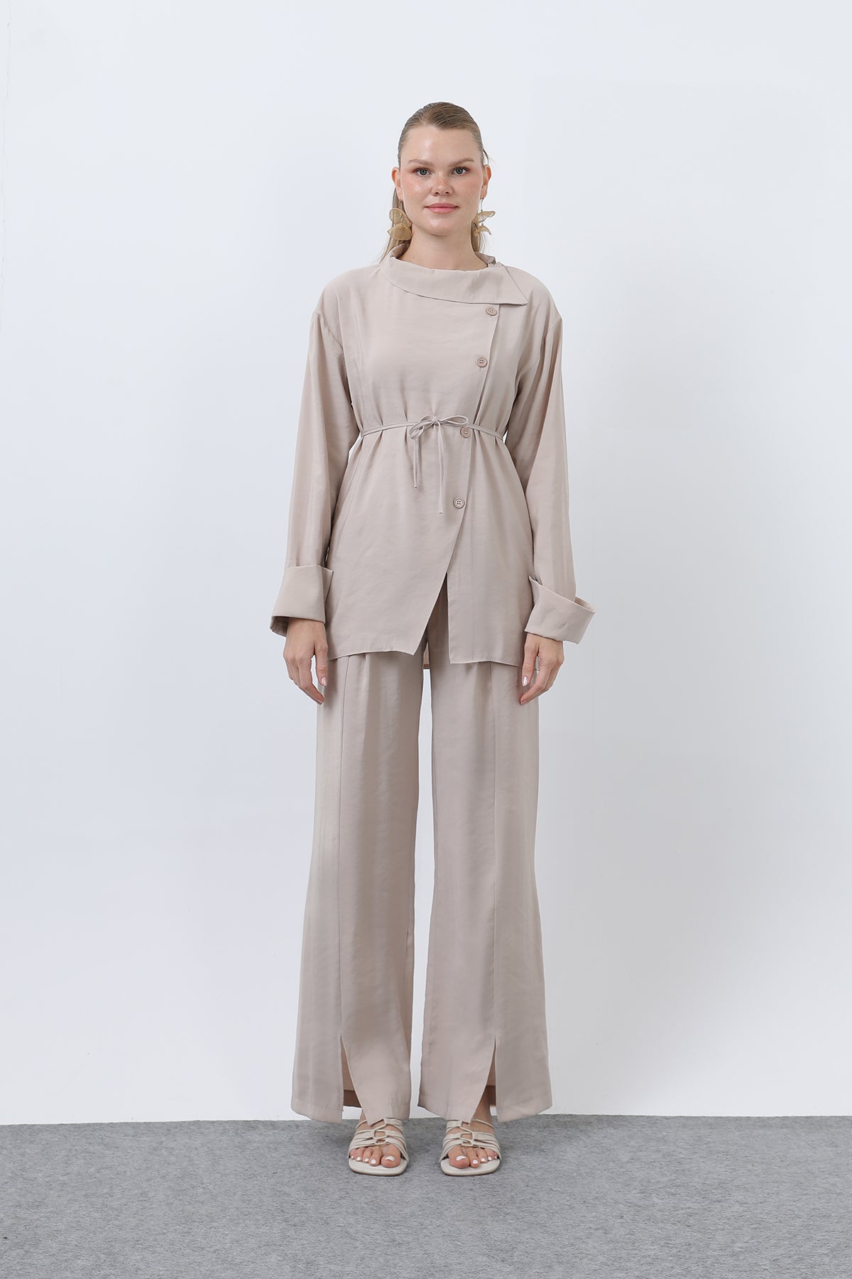 Kadın Düğmeli Oversize Günlük Set Takım

-20677TKS