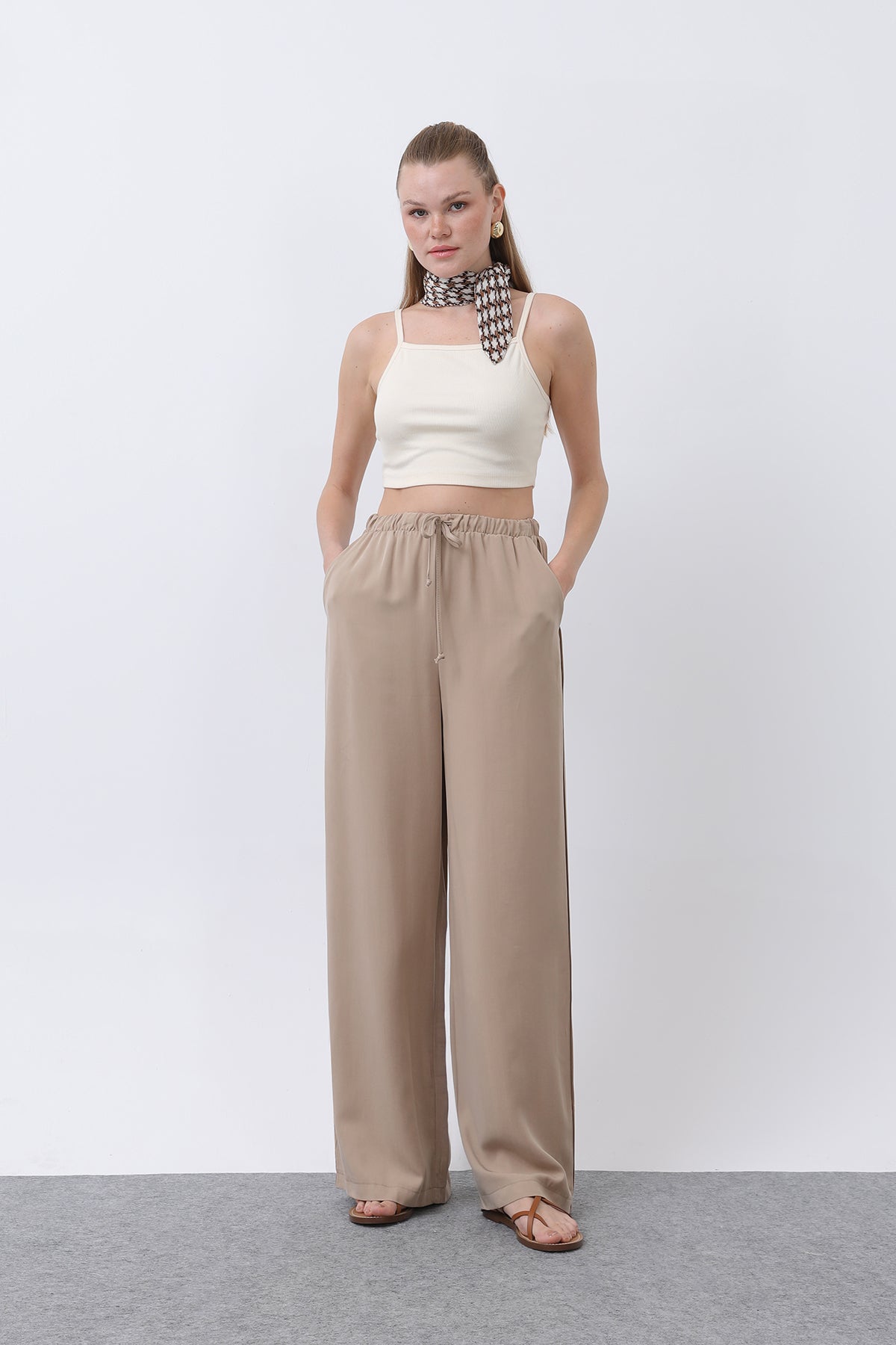 Kadın Bel Lastikli Yanları Biyeli Pantolon - 32231PNT - BEIGE