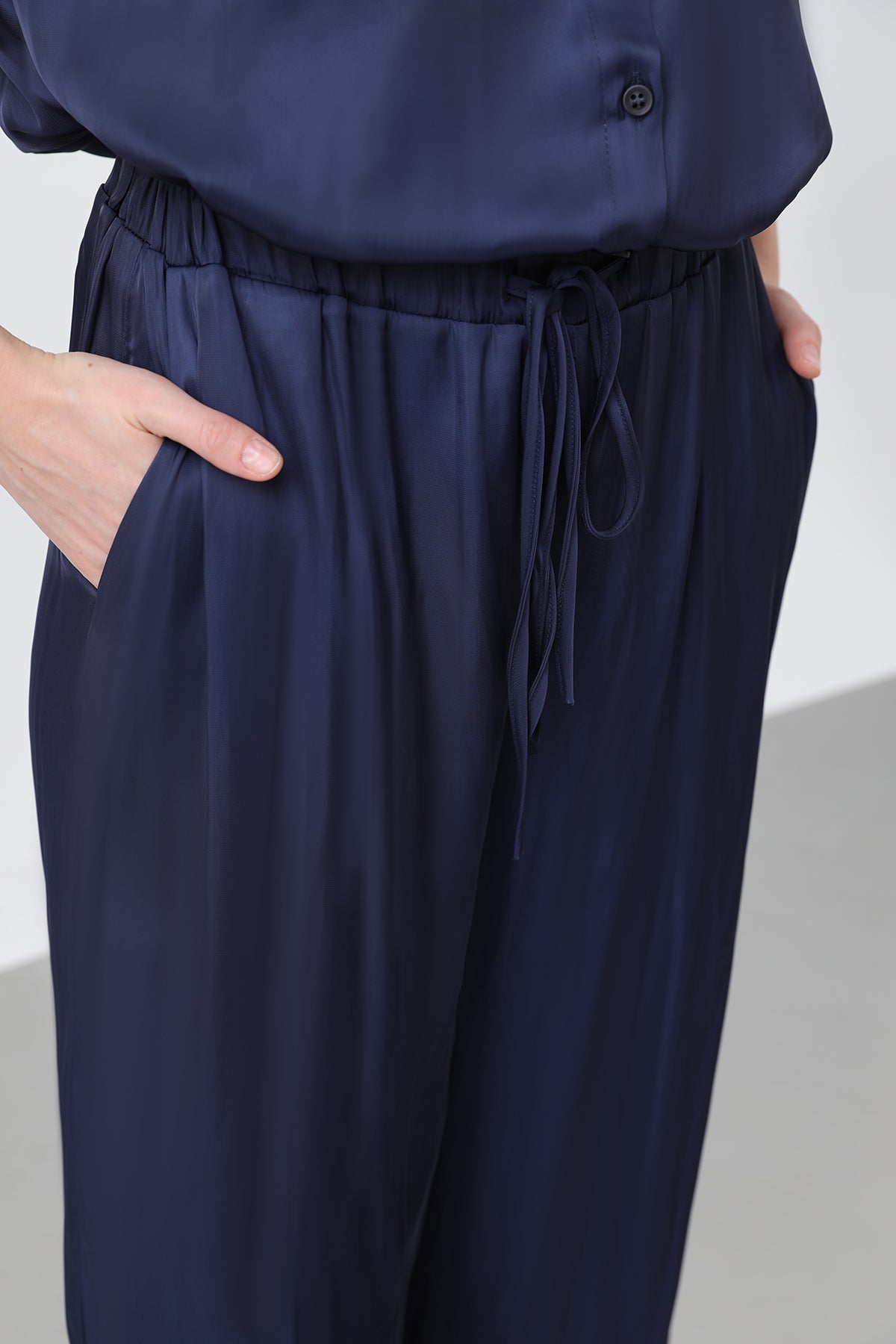 Women's Satin Waist-Tie Trousers - 32259PNT