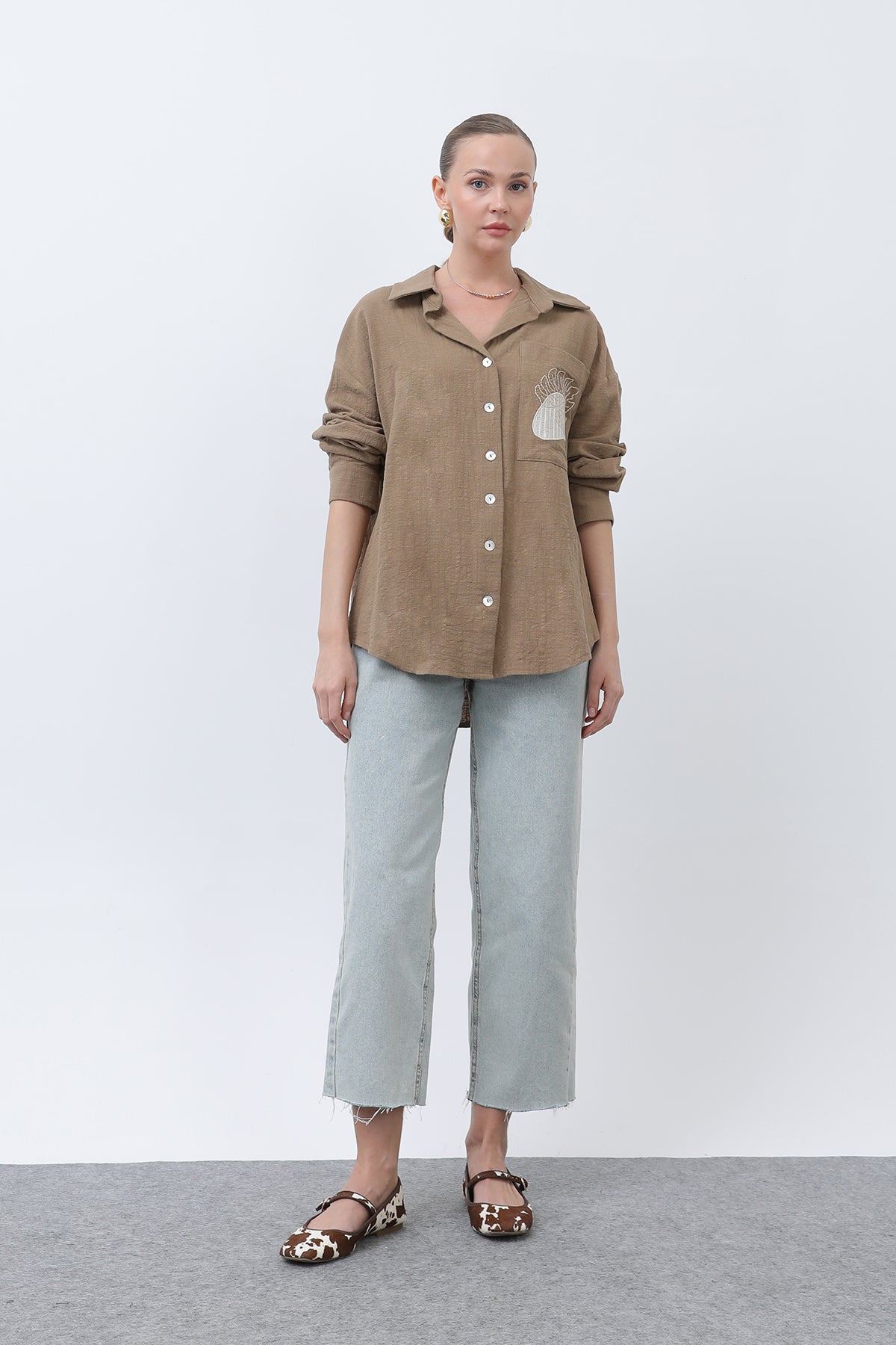 Kadın Cep Nakışlı Gömlek -32283GML - BROWN