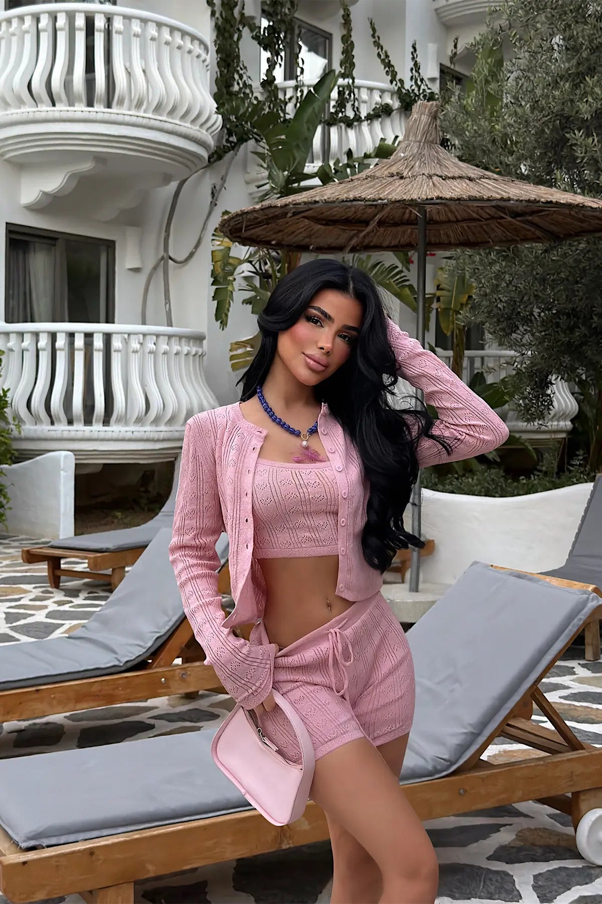Pembe Şortlu Takım