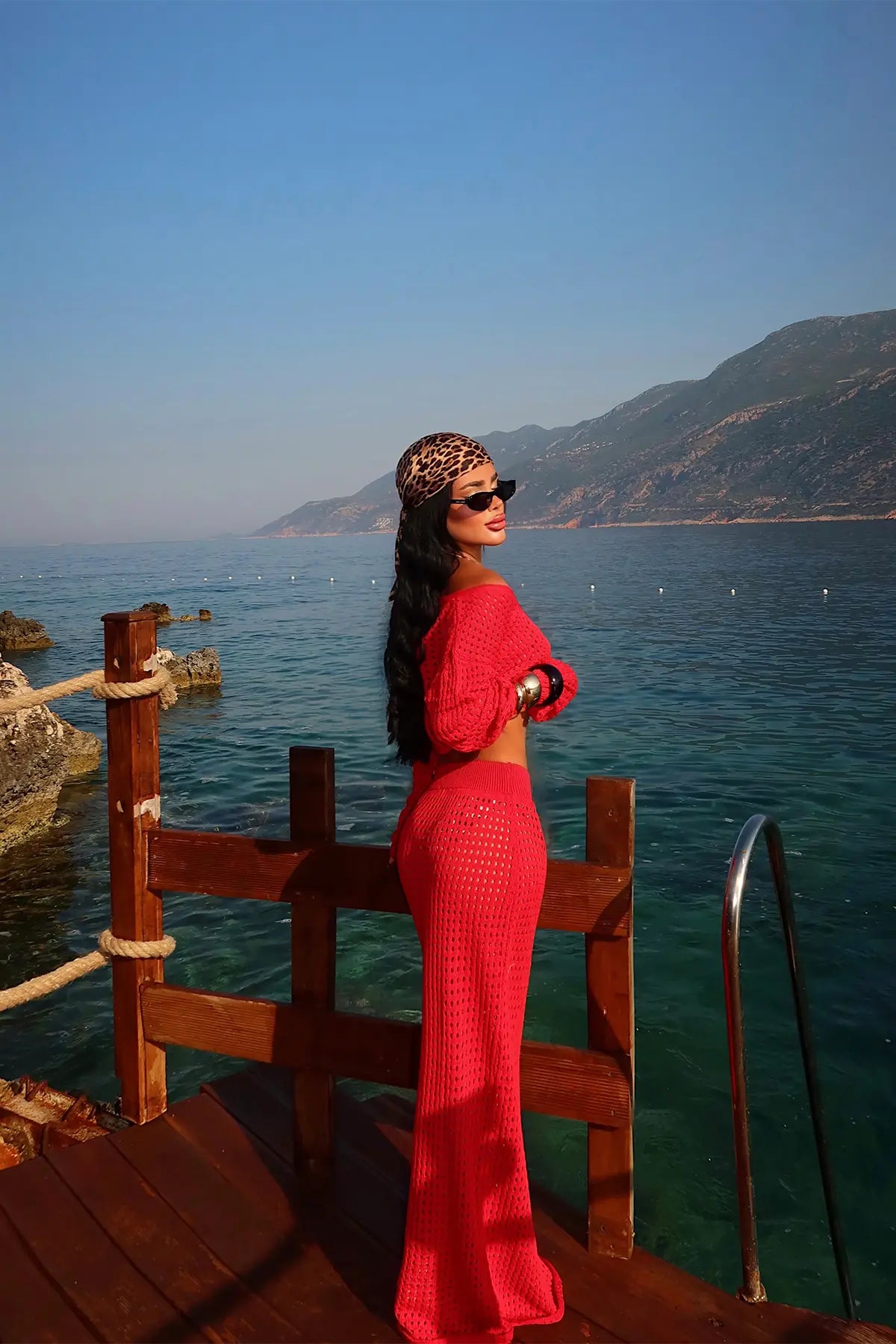 Kırmızı Önden Bağlamalı Etekli Takım