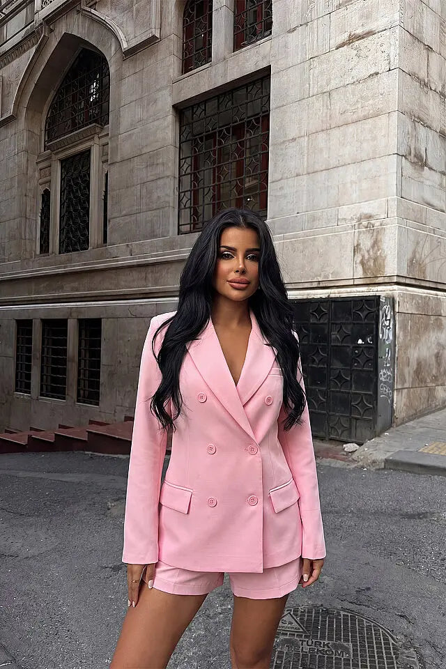 Pembe Şortlu Takım