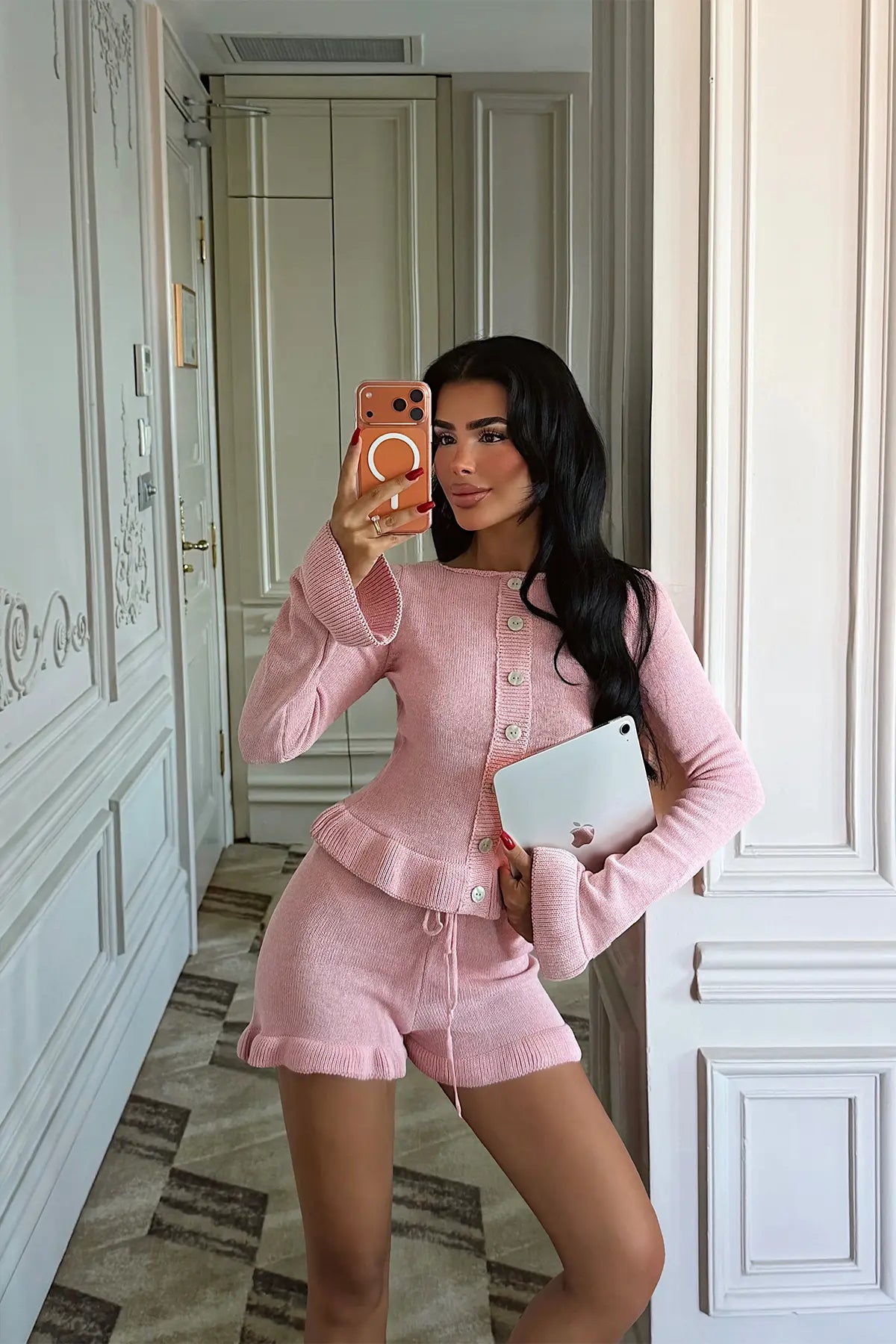 Pembe Şortlu Takım