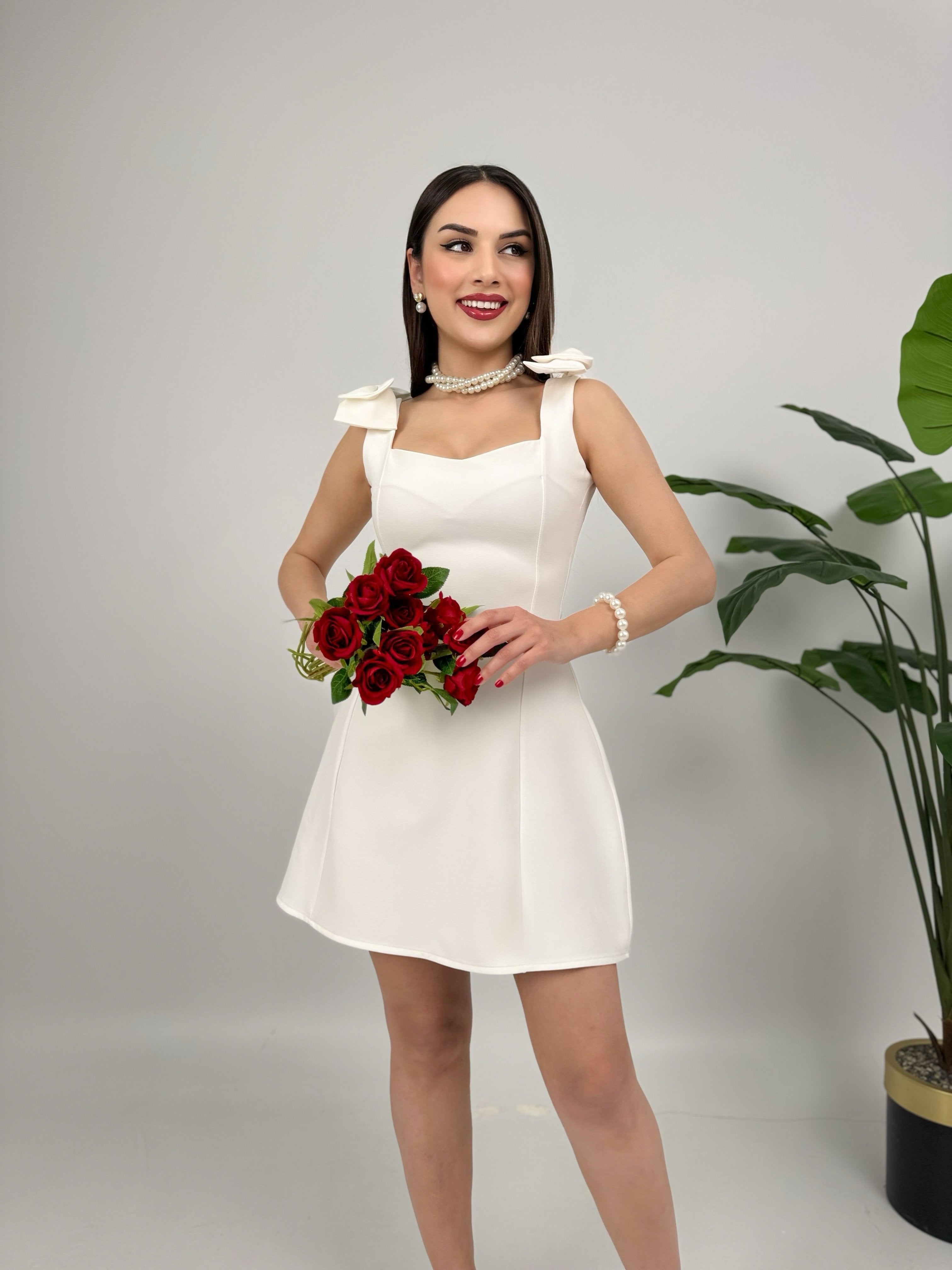 3001 OMUZDAN FİYONKLU MİNİ ELBİSE