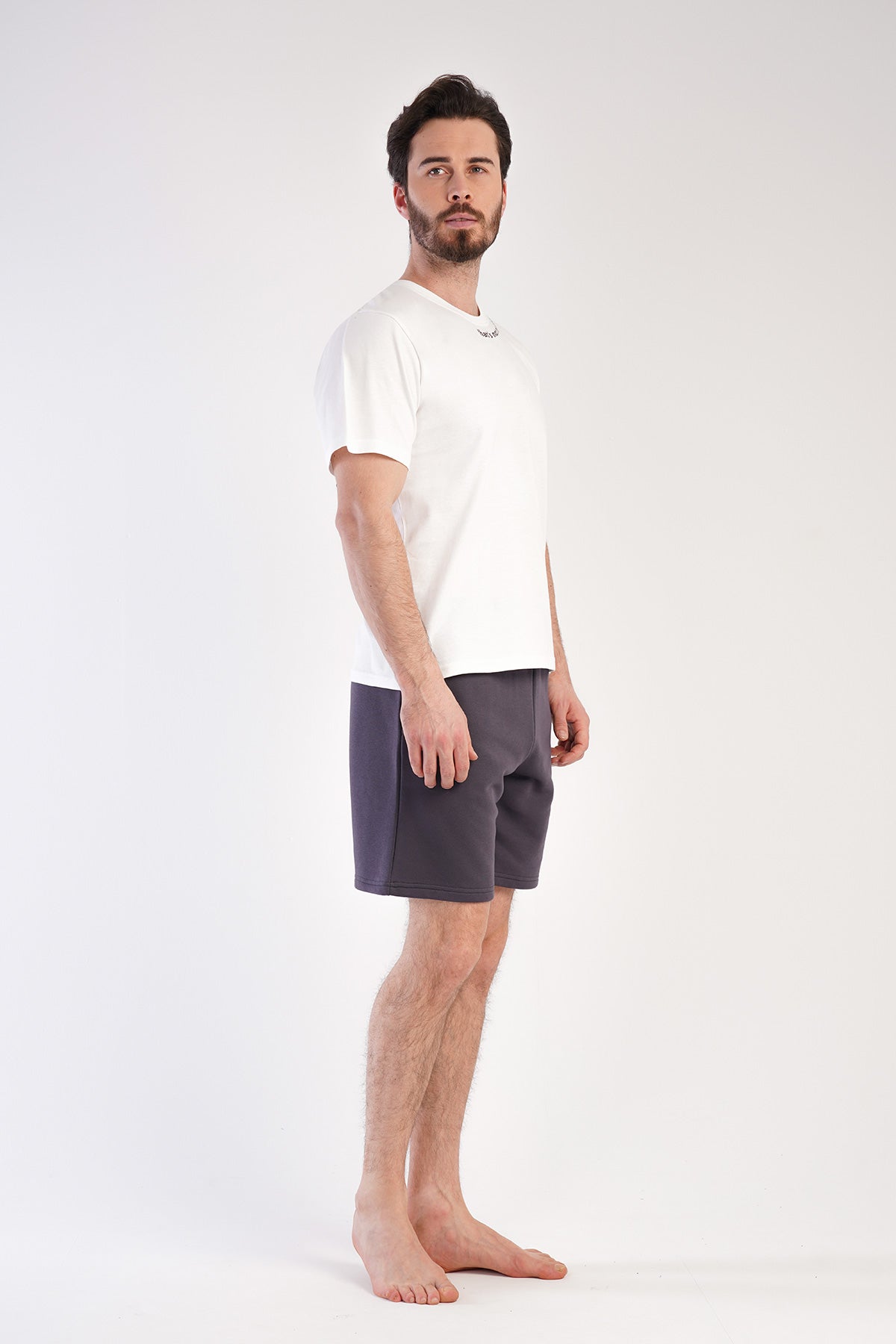 Man Three Yarn Whity Short Set