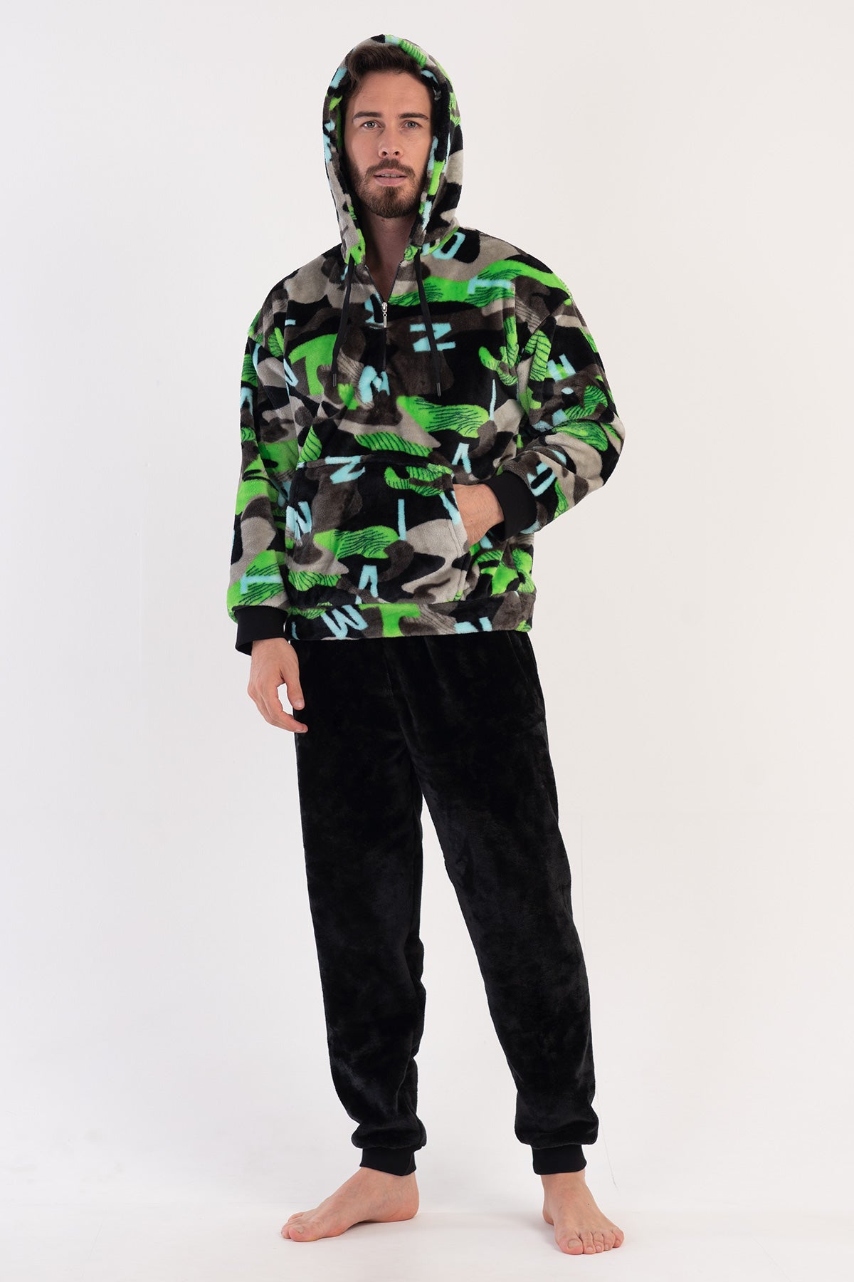 ERKEK SOFT KAPSONLU DUSUK OMUZLU YARIM FERMUARLI UZUN KOL KANGURU CEPLI MANSETLI PIJAMA TAKIM - SIYAH