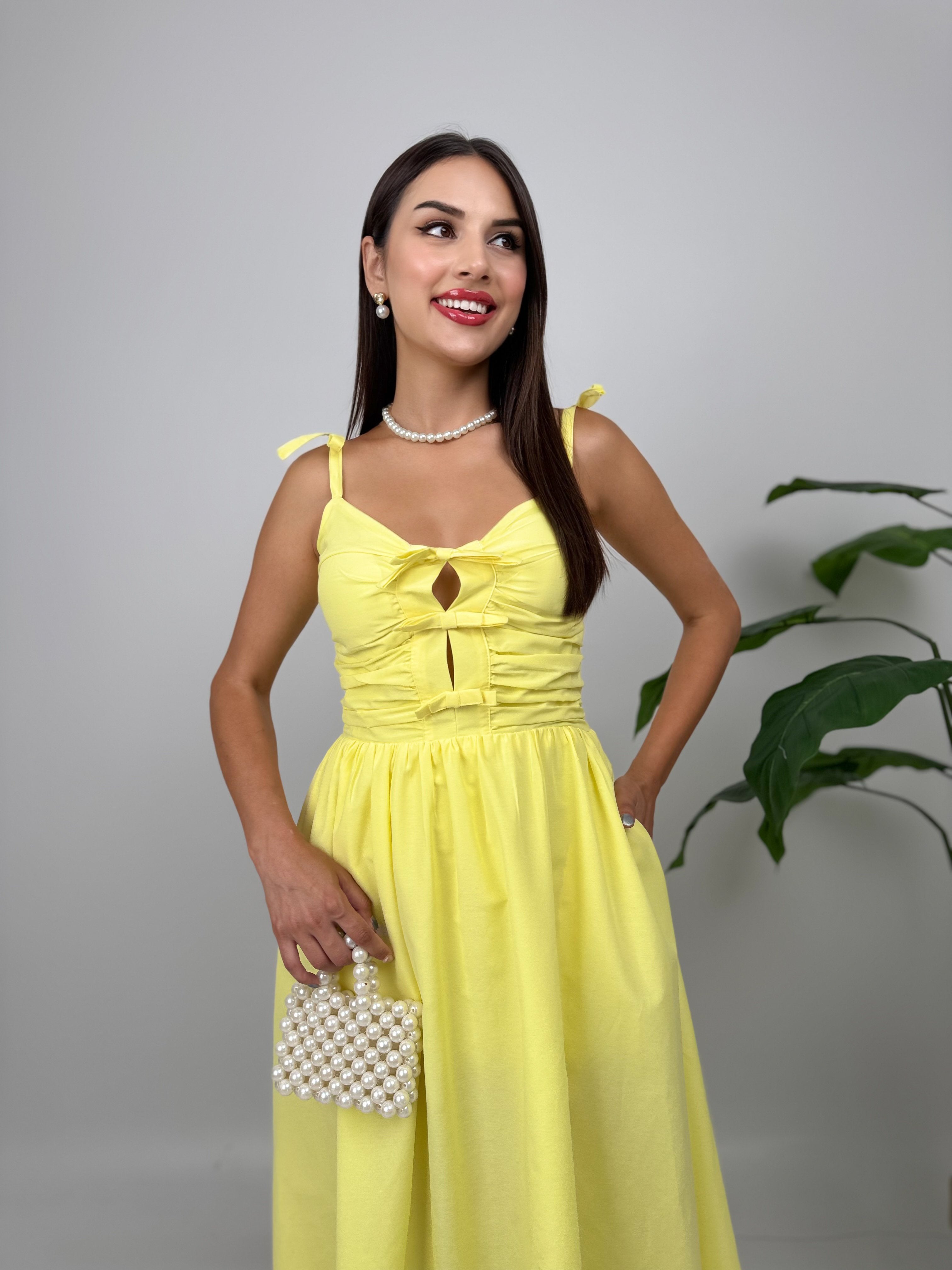 3045 ASKILI GÖĞÜS FİYONKLU ELBİSE