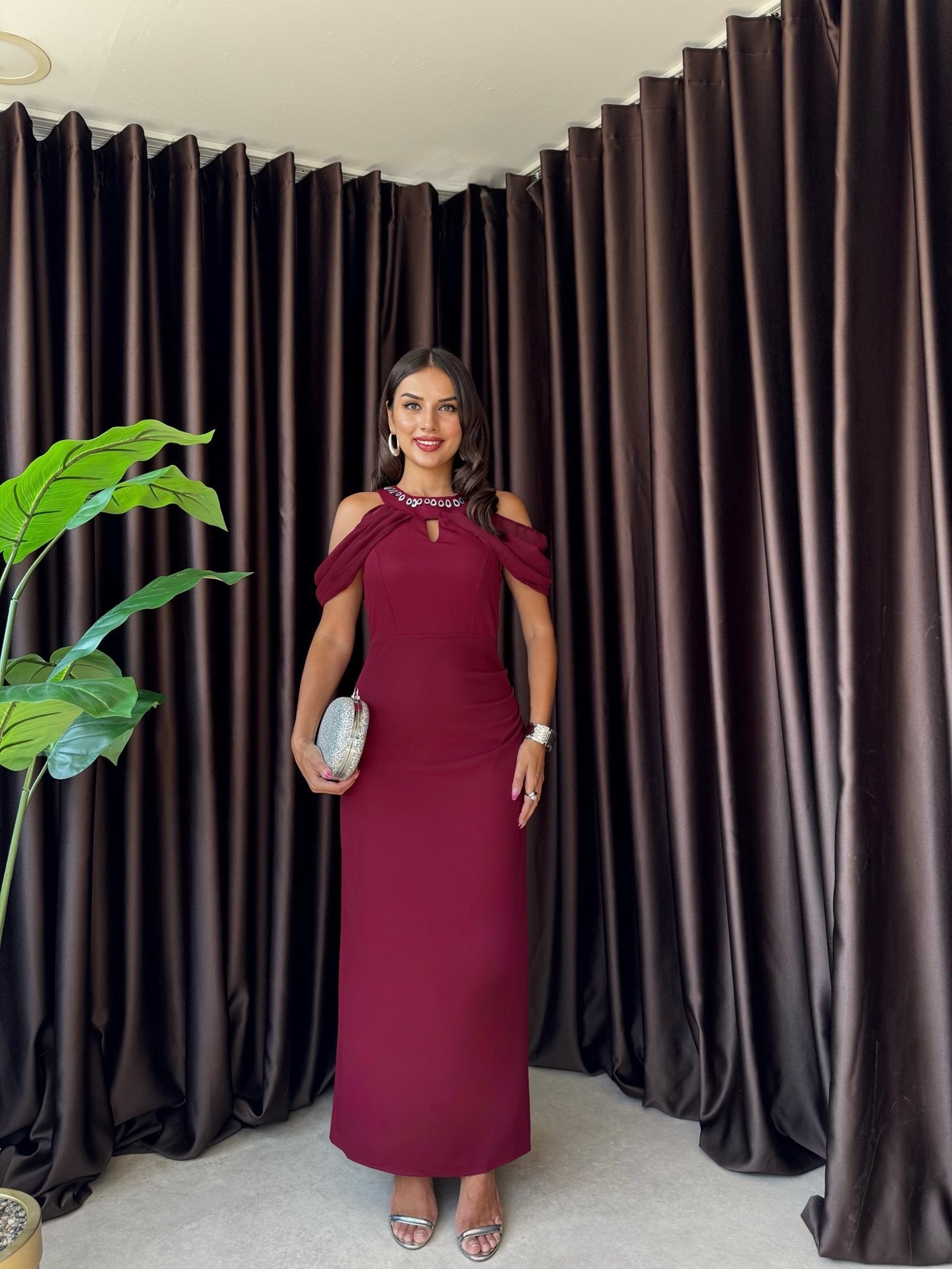 3052 OFF SHOULDER DRESS