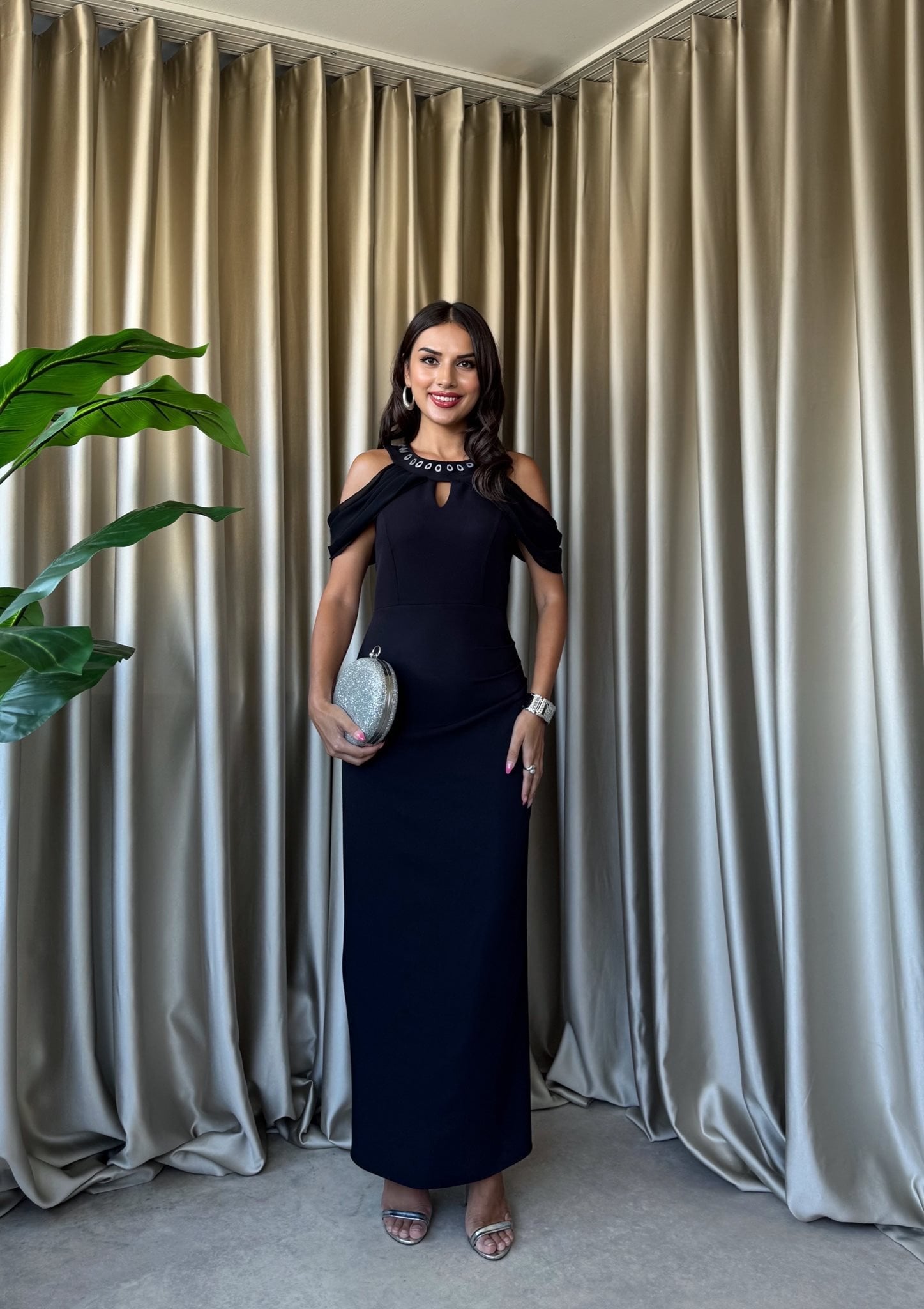 3052 OFF SHOULDER DRESS