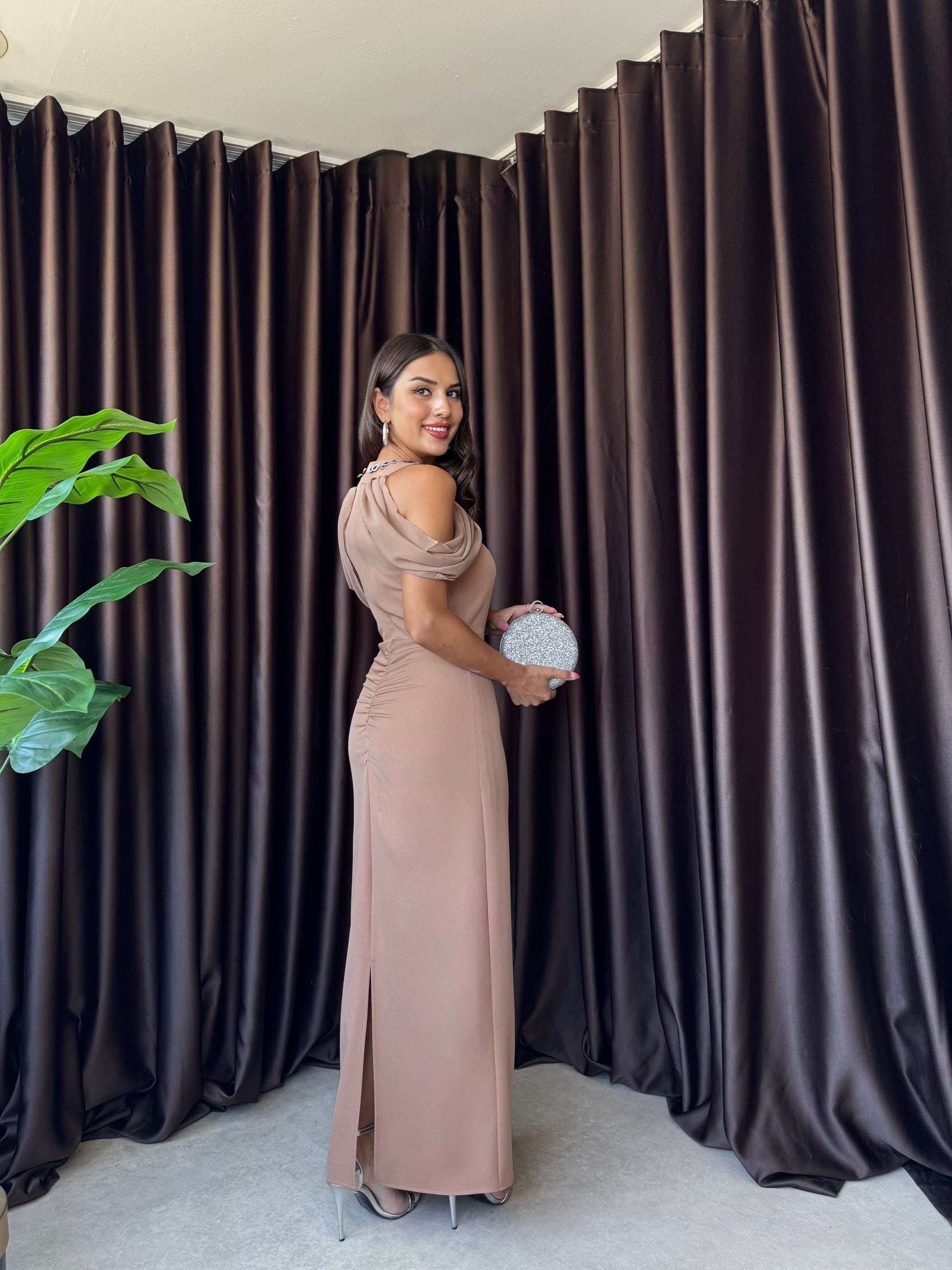 3052 OFF SHOULDER DRESS