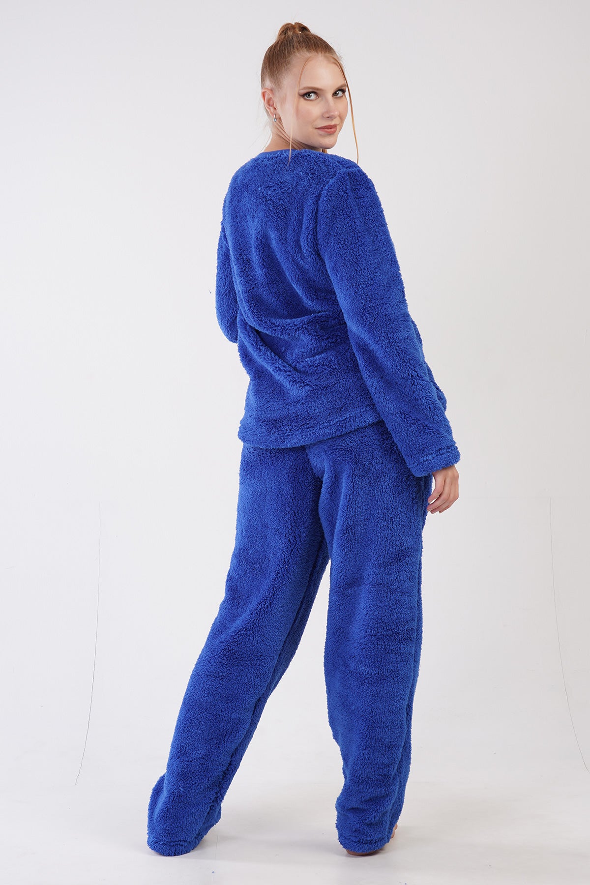 KADIN WELSOFT O YAKA UZUN KOL ETEGI OVAL CEPLI PIJAMA TAKIM - INDIGO