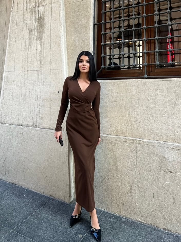 3058 ÖNÜ PİLELİ ELBİSE