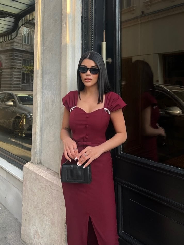 3067 FİYONKLU DÜĞMELİ ELBİSE