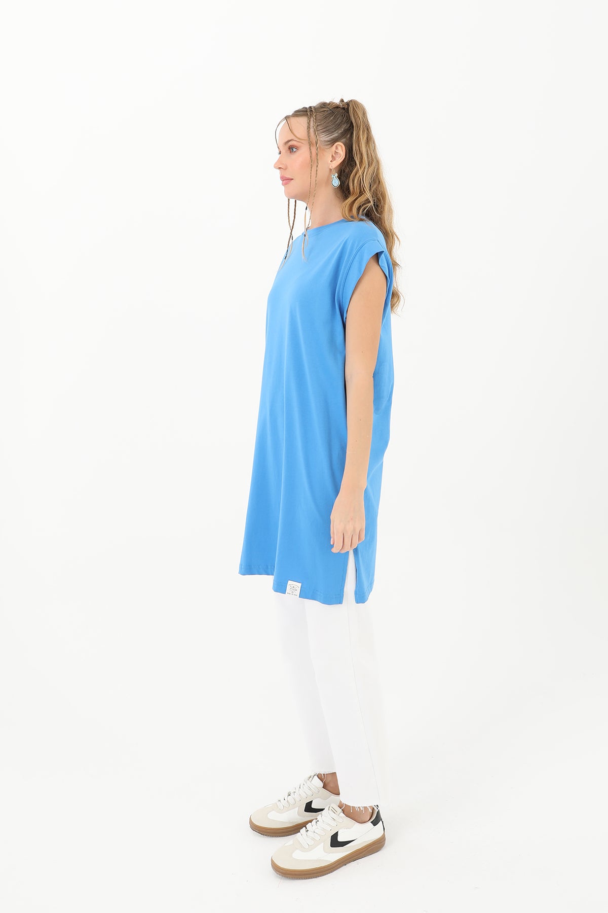 Kadın Basic Kolsuz T-shirt  - 30725TUN