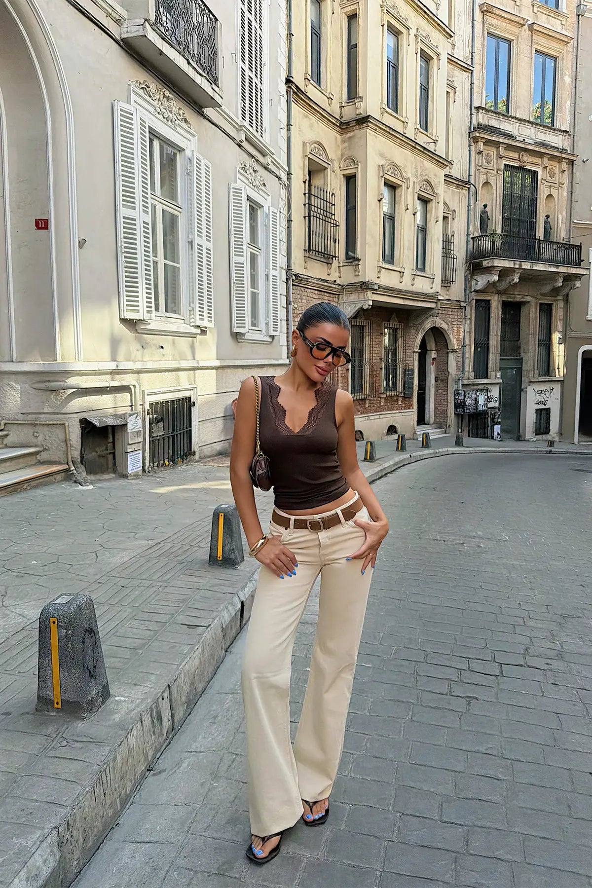 Kahverengi Dantel Detay Crop Top