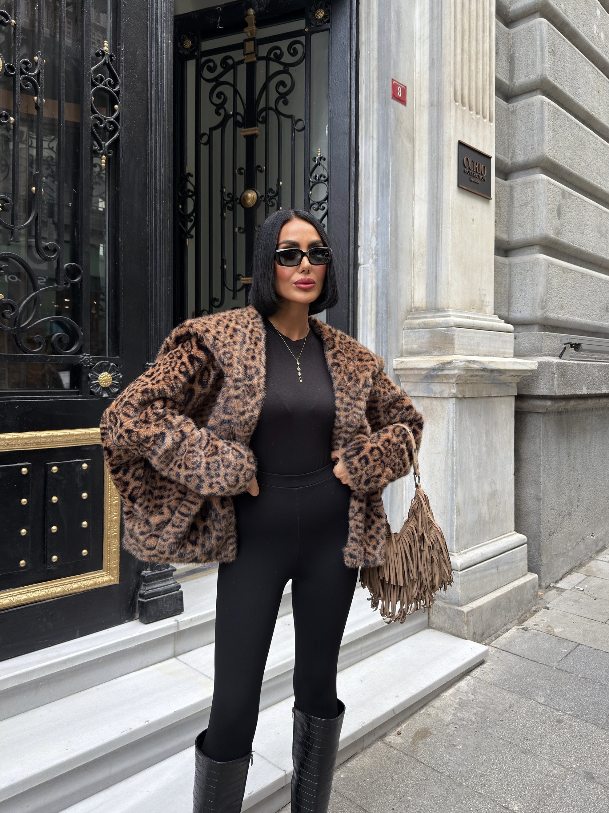 3098 HOODED LEOPARD FUR