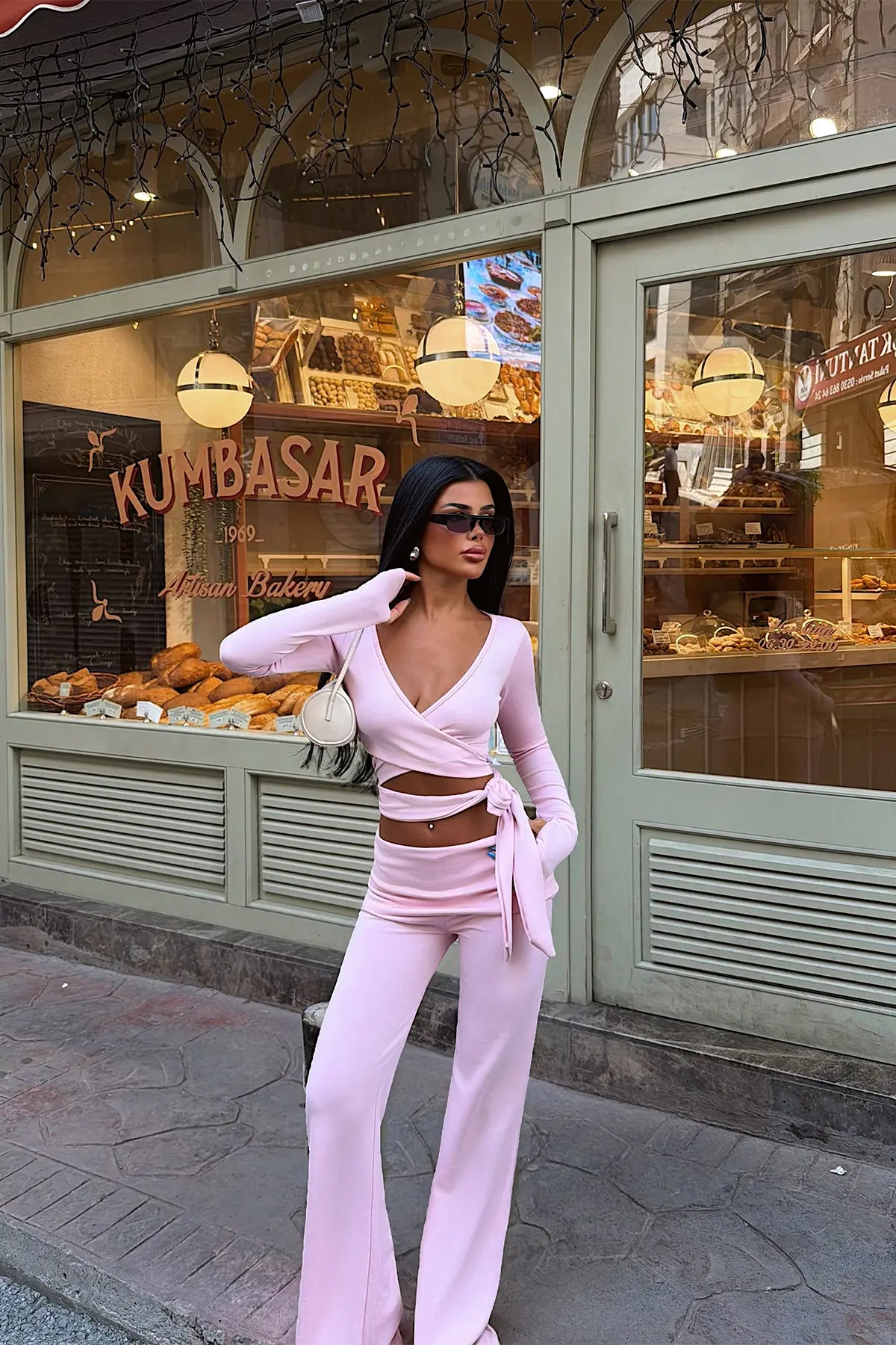 Pembe Bağlamalı Takım