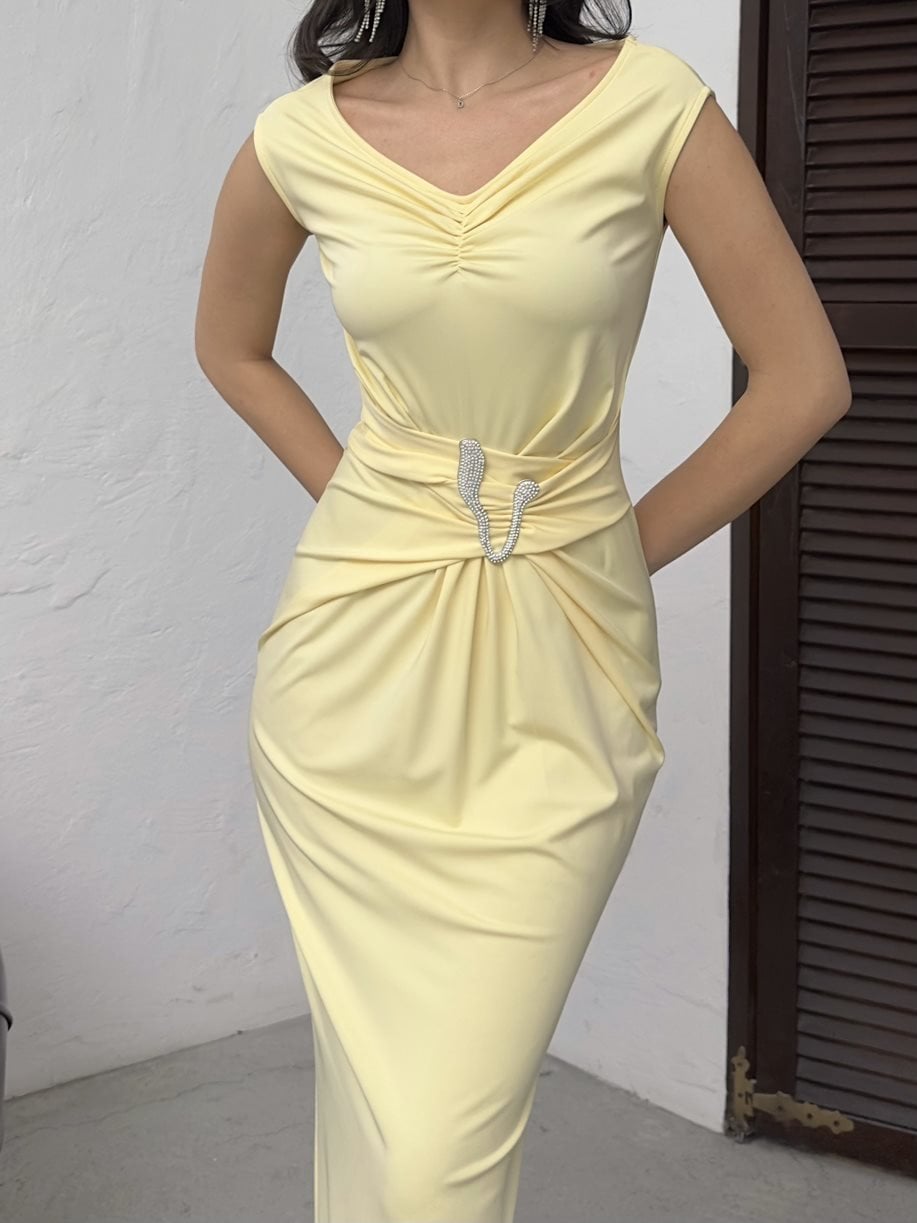 3119 ÖN BÜZGÜLÜ ELBİSE