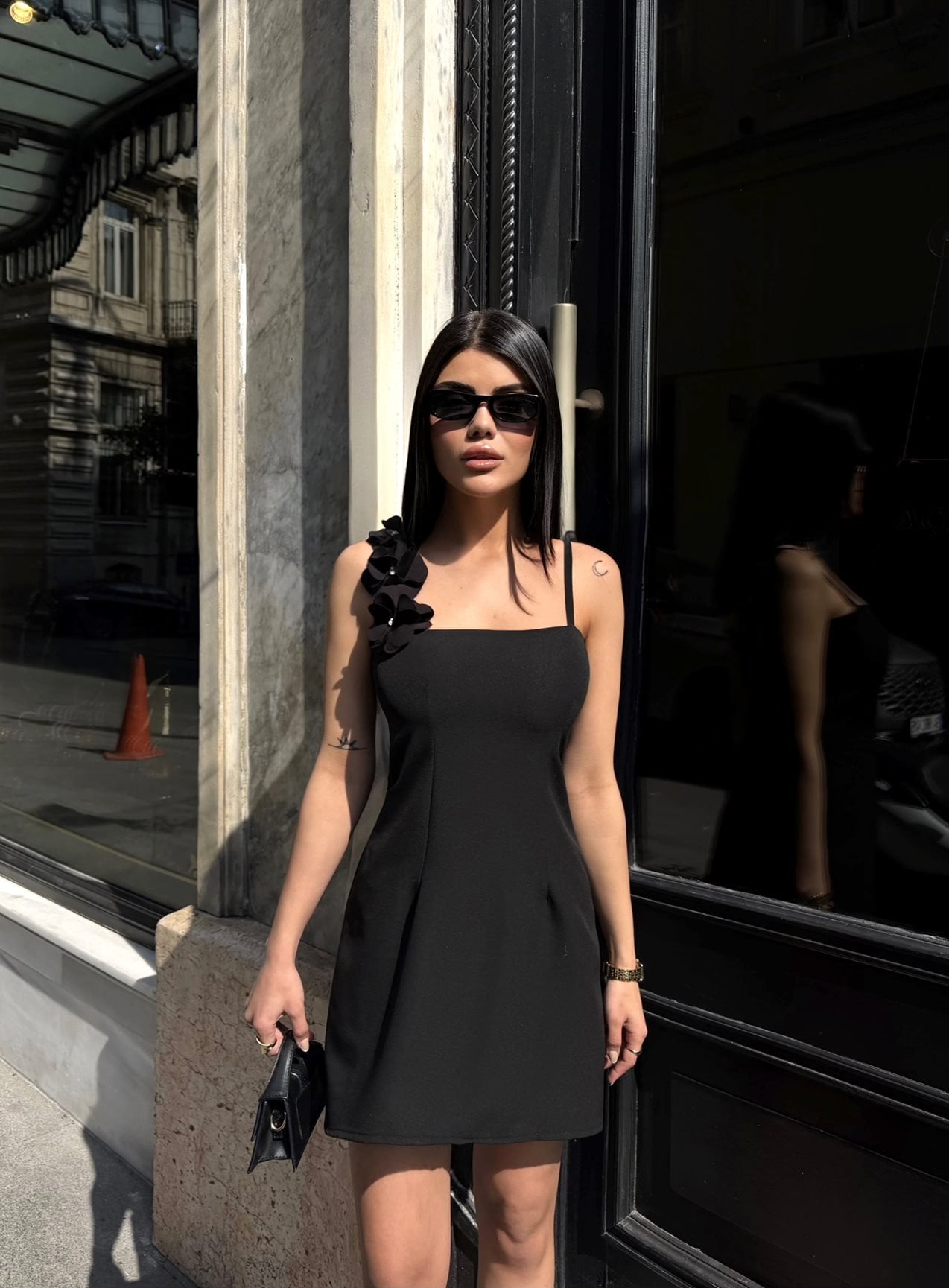 3129 GÜL ASKILI ELBİSE