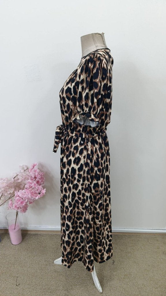Kadın Kısa Kollu Yakalı Belden Kuşaklı Leopar Desenli Midi Süprem Elbise , 36139