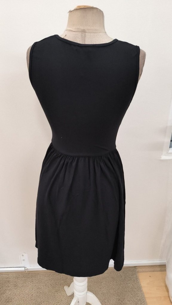Women's Strappy Round Neck Button Detail Short Viscose Dress, 31527