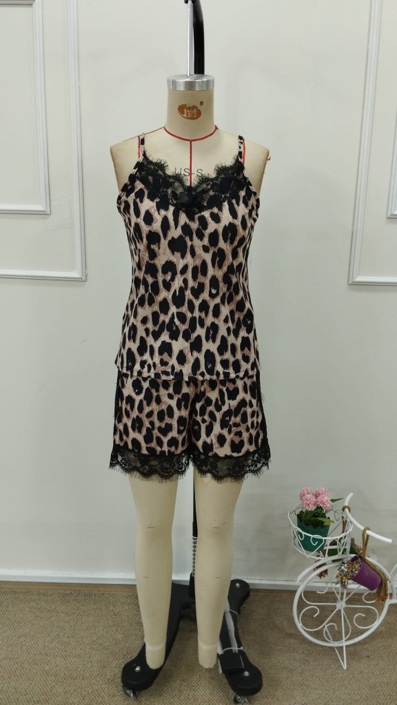 Kadın Askılı V Yakalı Dantel Detaylı Leopar Desenli Süprem Atlet Ve şort Ikili Takım , 31710