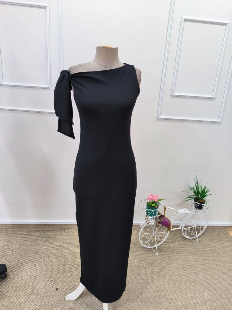 Women's Off-the-Shoulder Long Crepe Dress with Straps, 31853