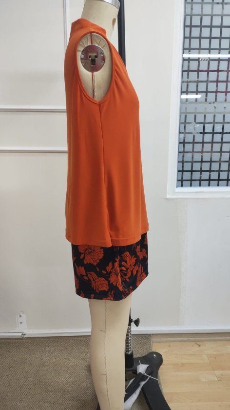 Kadın Askılı V Yakalı Sandy Bluz Ve Desenli Short Ikili Takım , 37150