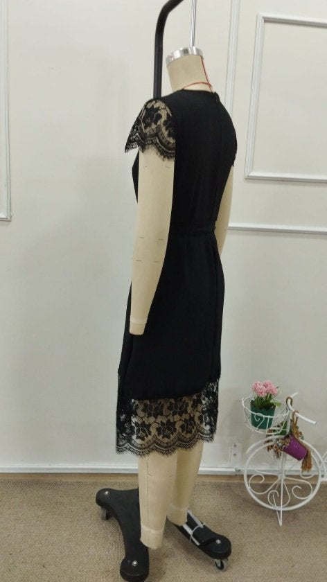 Women's Short Sleeve V-Neck Belted Lace Detail Short Aerobin Dress, 32995