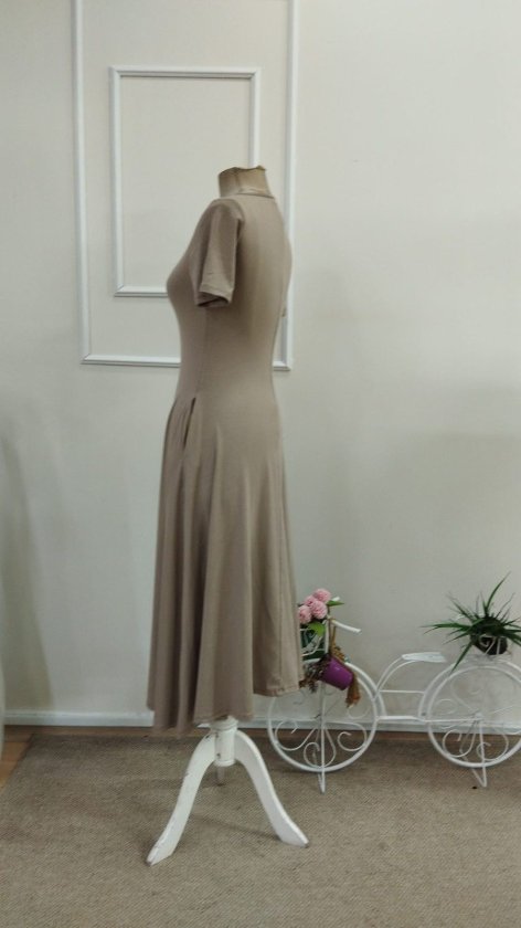 Women's Short Sleeve V-Neck Pocketed Midi Viscose Dress, 33886