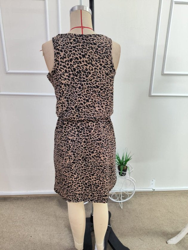 Kadın Askılı Yuvarlak Yakalı Beli Kusaklı Leopar Desenli Kısa Süprem Elbise, 35225