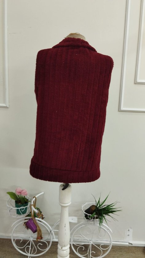 Kadın Kolsuz önden Fermuarlı Cepli Peluş Ceket, 38669