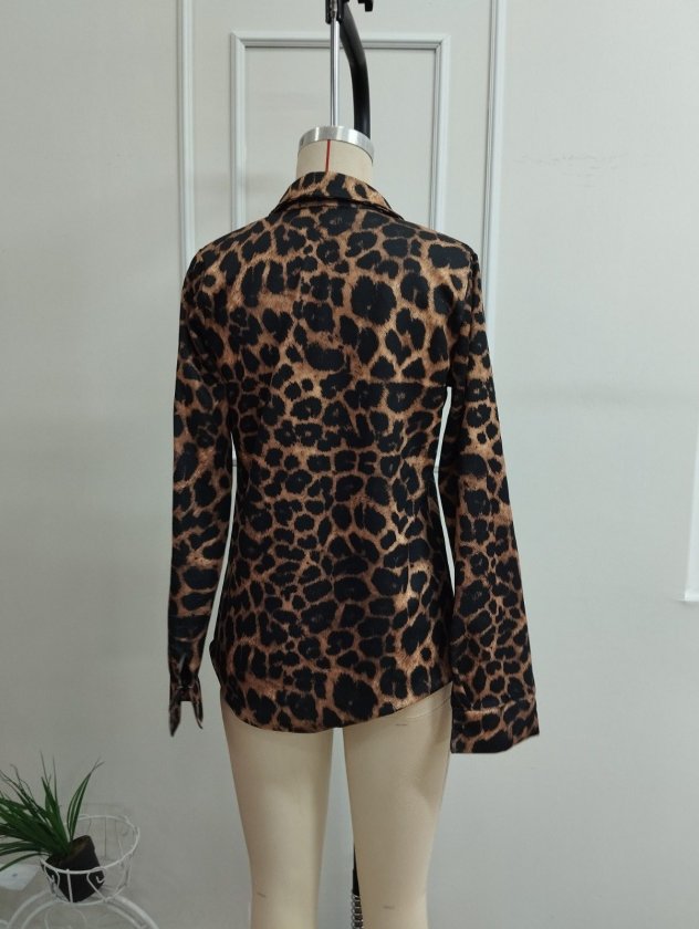 Kadın Uzun Kollu Yakalı önden Düğmeli Leopar Desenli Modal Gömlek Bluz, 38722