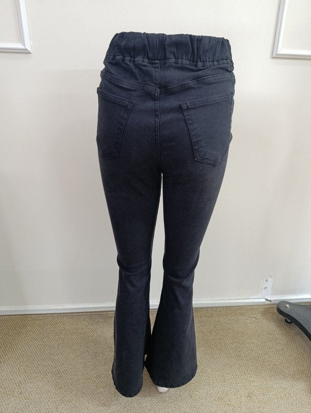 Kadın Beli Lastikli Paçaya Doğru Hafif Ispanyol Gelen Kot Pantolon, 39190